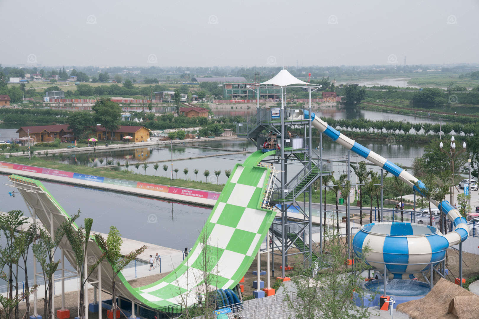 Happy Waterpark of Yijia Dam 8